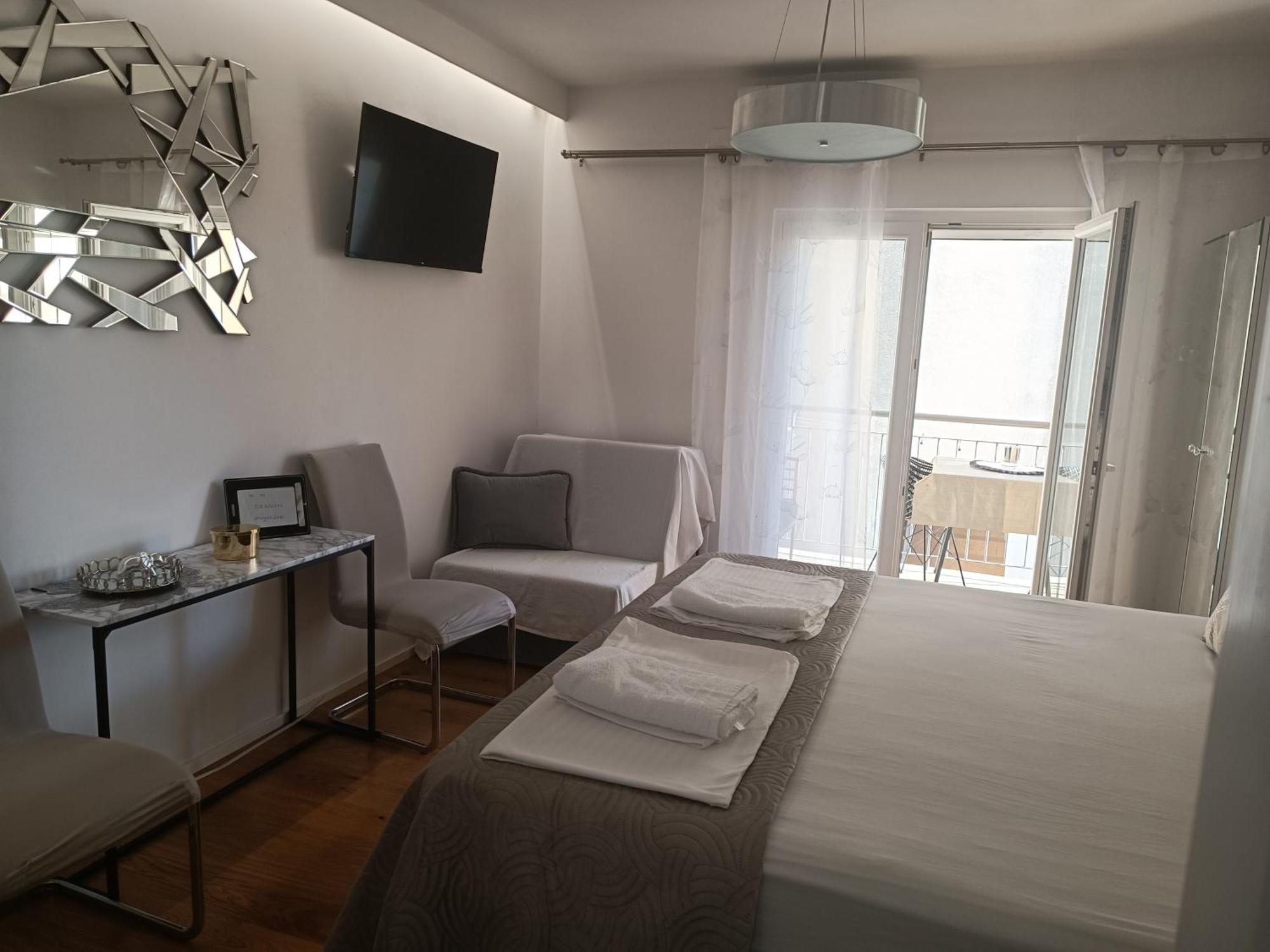 Apartment Golden Sunrise - 4 Ul.Petra Svacica11 Baška Voda Exterior foto